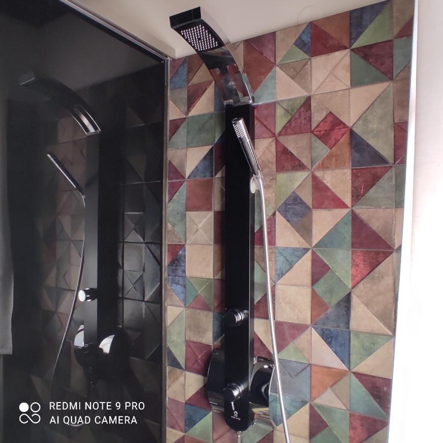 Johnny'S Loft Apartment อากรินิออน ภายนอก รูปภาพ