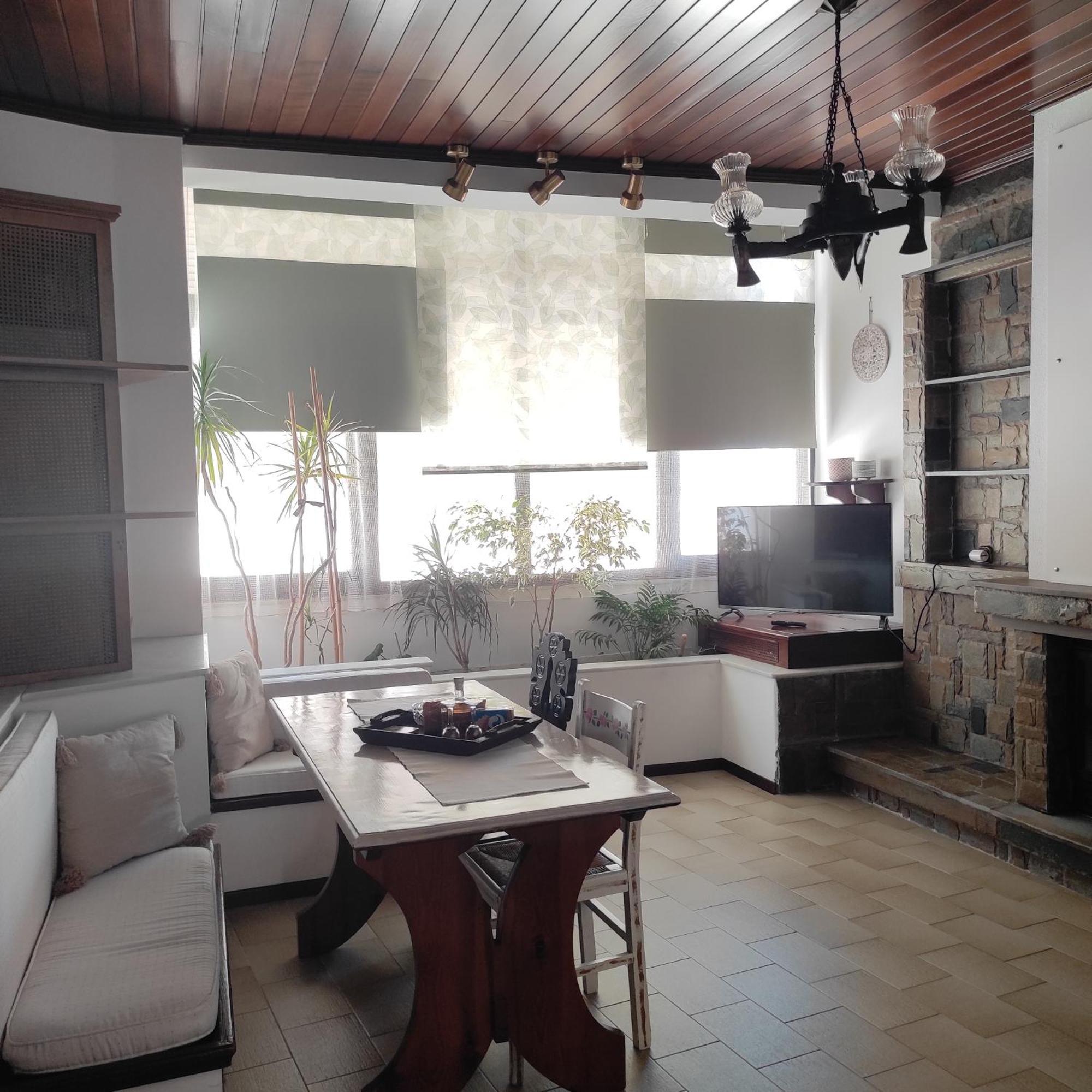 Johnny'S Loft Apartment อากรินิออน ภายนอก รูปภาพ