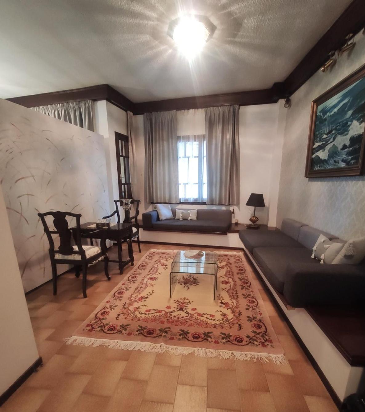 Johnny'S Loft Apartment อากรินิออน ภายนอก รูปภาพ