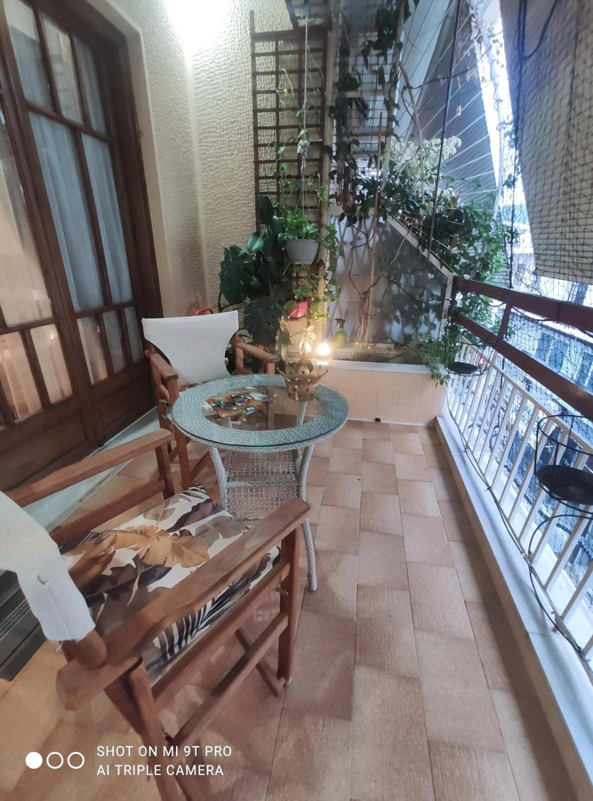 Johnny'S Loft Apartment อากรินิออน ภายนอก รูปภาพ